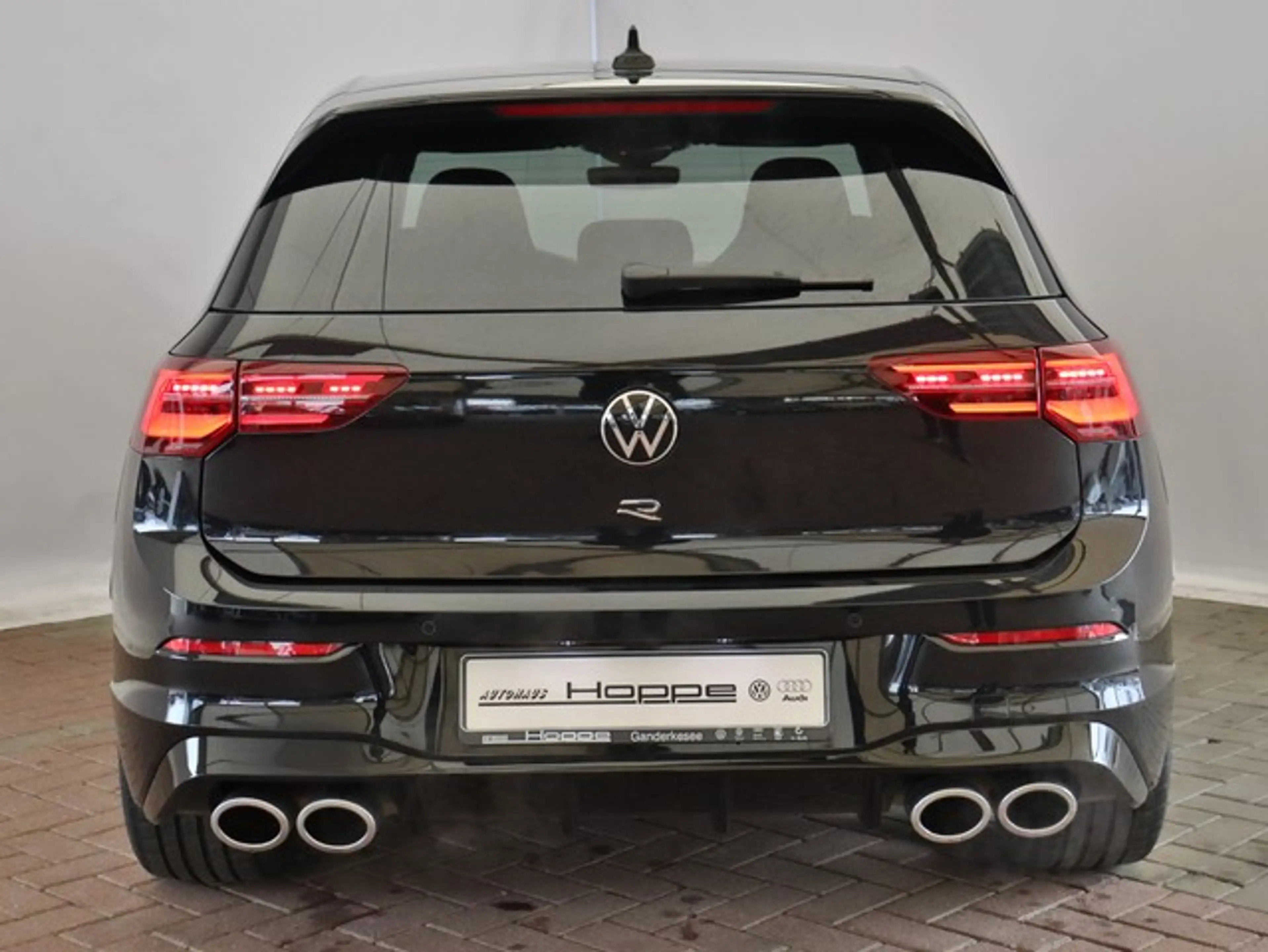 Volkswagen Golf R 2,0 l TSI OPF 4MOTION 235 kW (320 2.0 TSI DSG a... — photo 6
