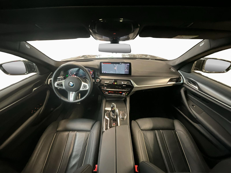 BMW 520 Xdrive+M-Sport+AT+BlackStyle+Panorama — photo 2