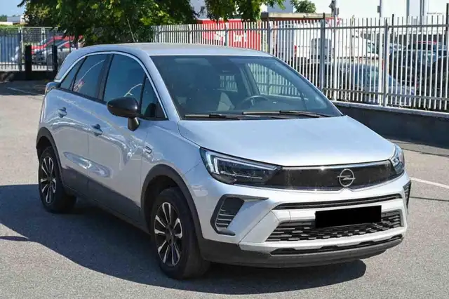 Opel Crossland view 2