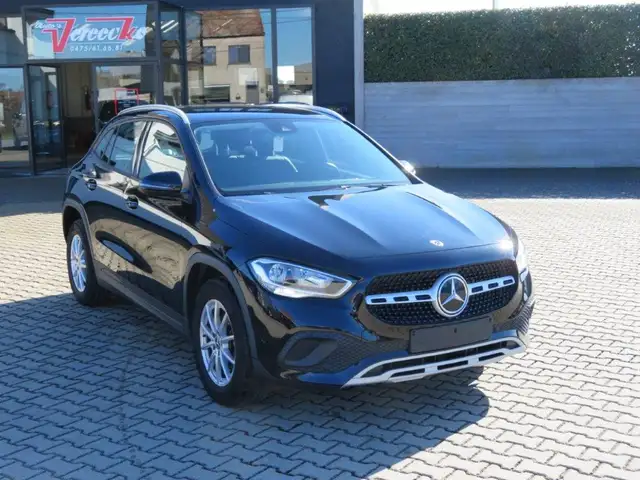 Mercedes-Benz GLA 180 Automaat