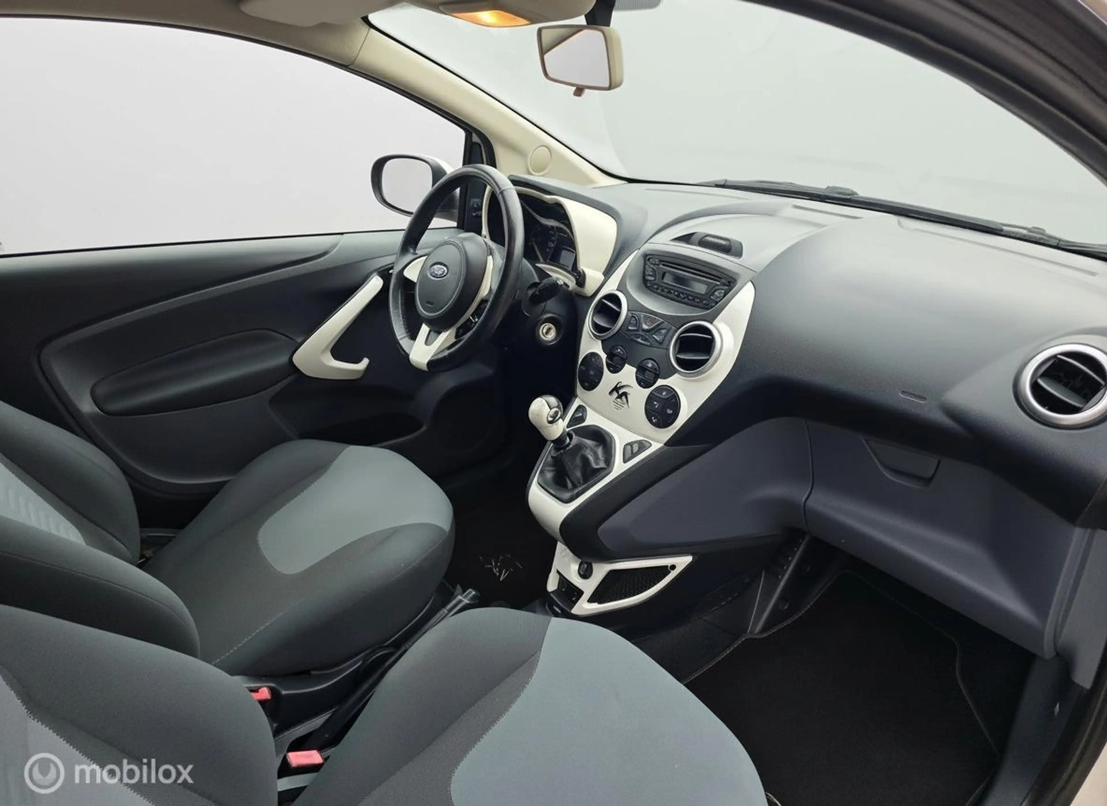 Ford Ka/Ka+ 1.2 Titanium 2016 78000KM/AIRCO/PDC/STOELVERWARMIN — photo 14