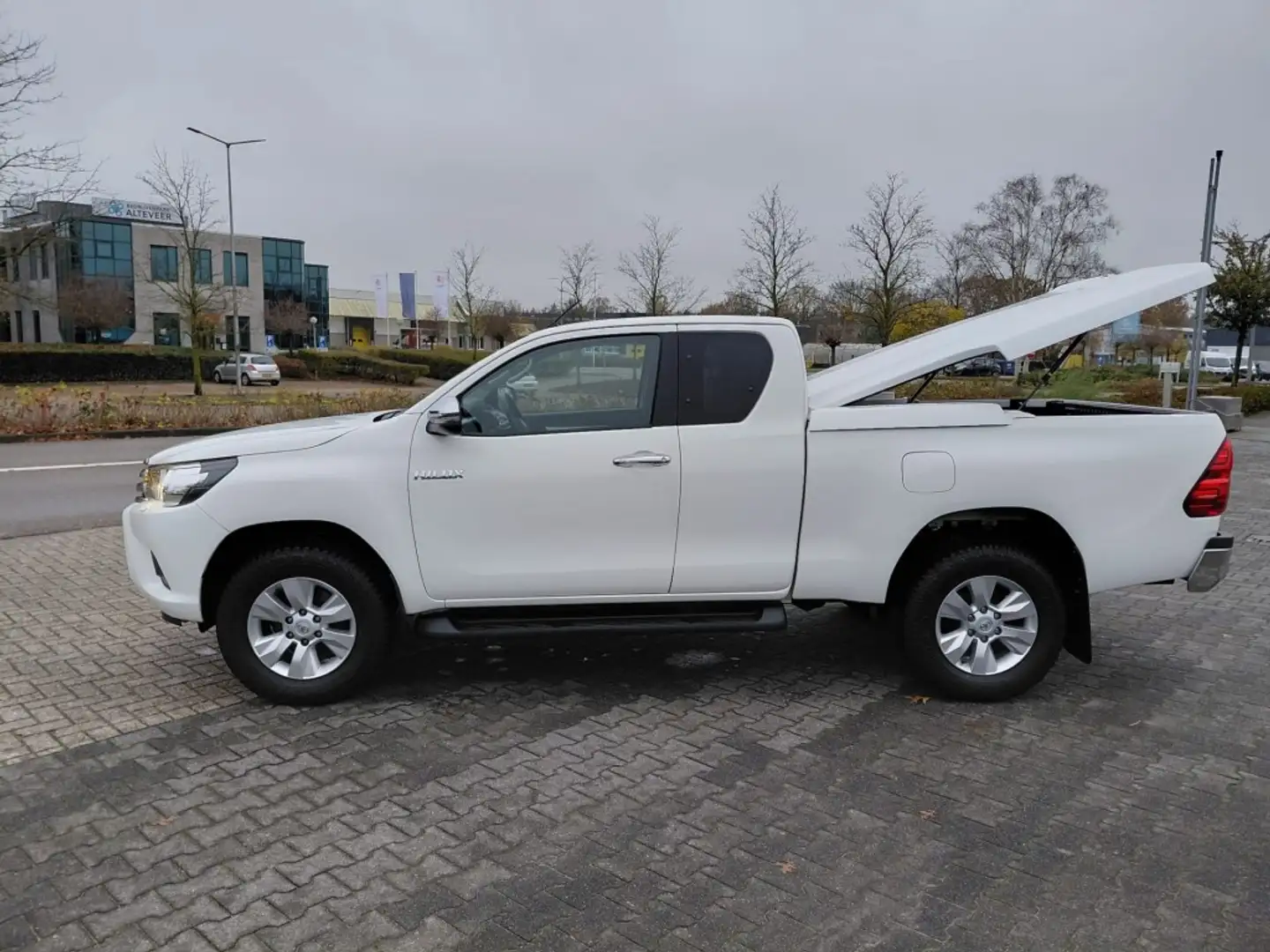 Toyota Hilux 2.4 D-4D 150PK CAMERA NAVI 1e EIGENAAR Blanc - 2