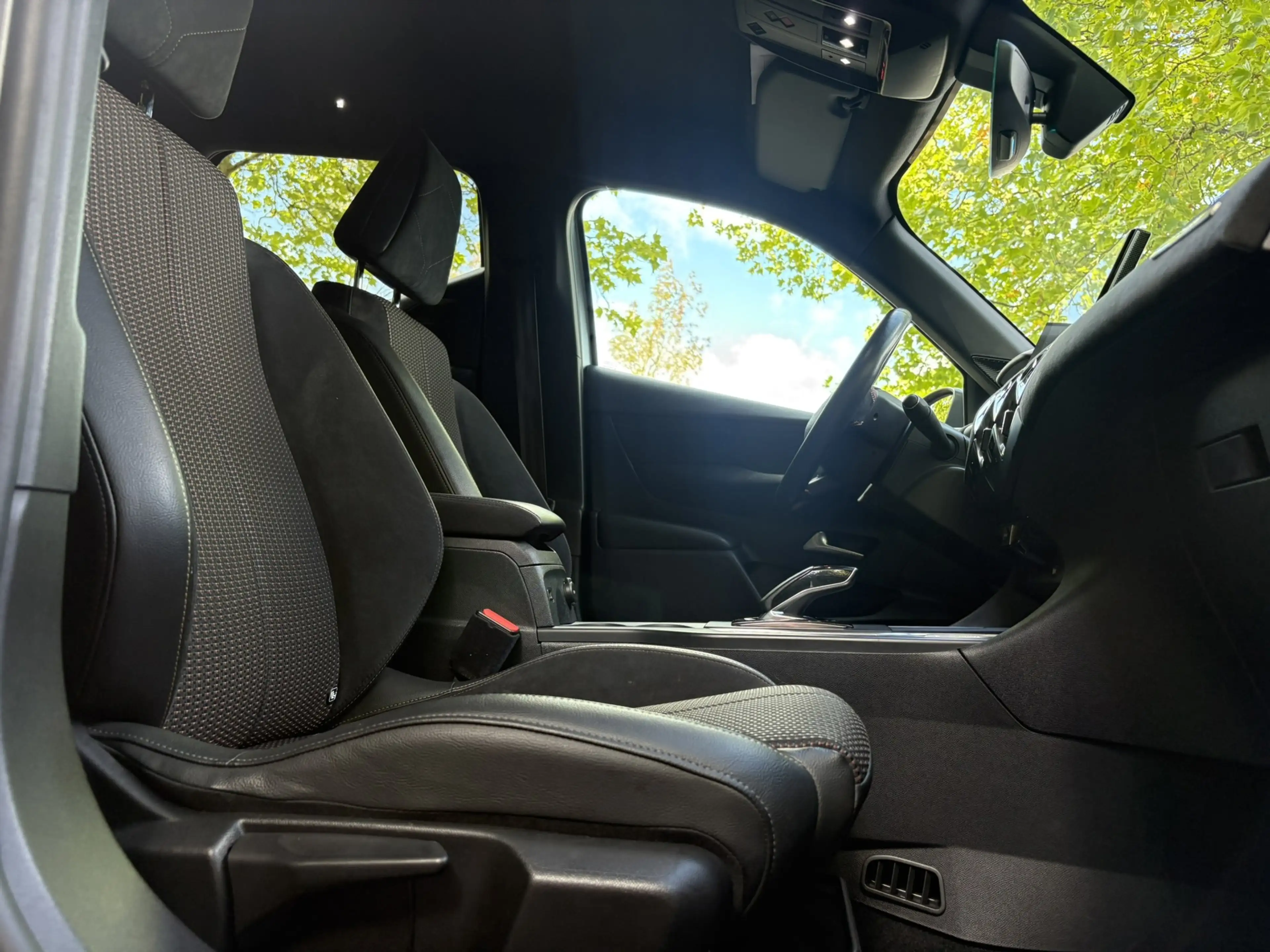 DS Automobiles DS 3 Crossback E-Tense So Chic 50 kWh -SOH 91%-LED-STOELVERWARMIN — photo 12