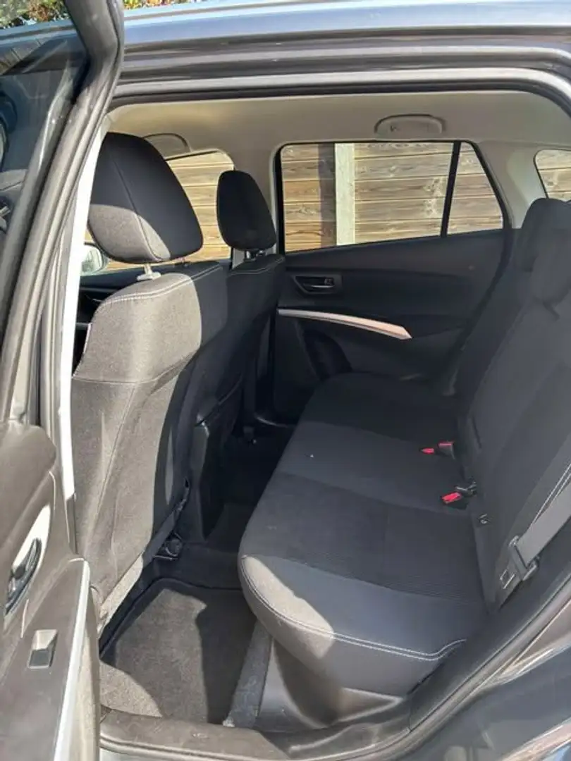 Suzuki SX4 S-Cross SX4 S-Cross 1.0 Boosterjet AutomatikComfort Grijs - 2