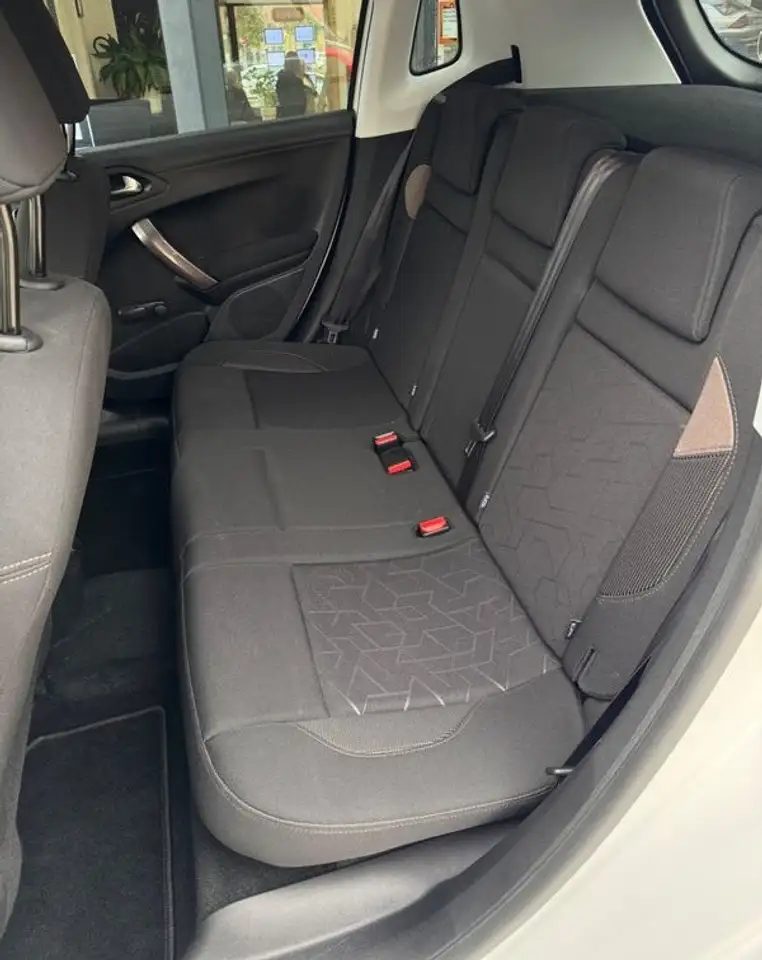 Peugeot 2008 2008 — photo 20