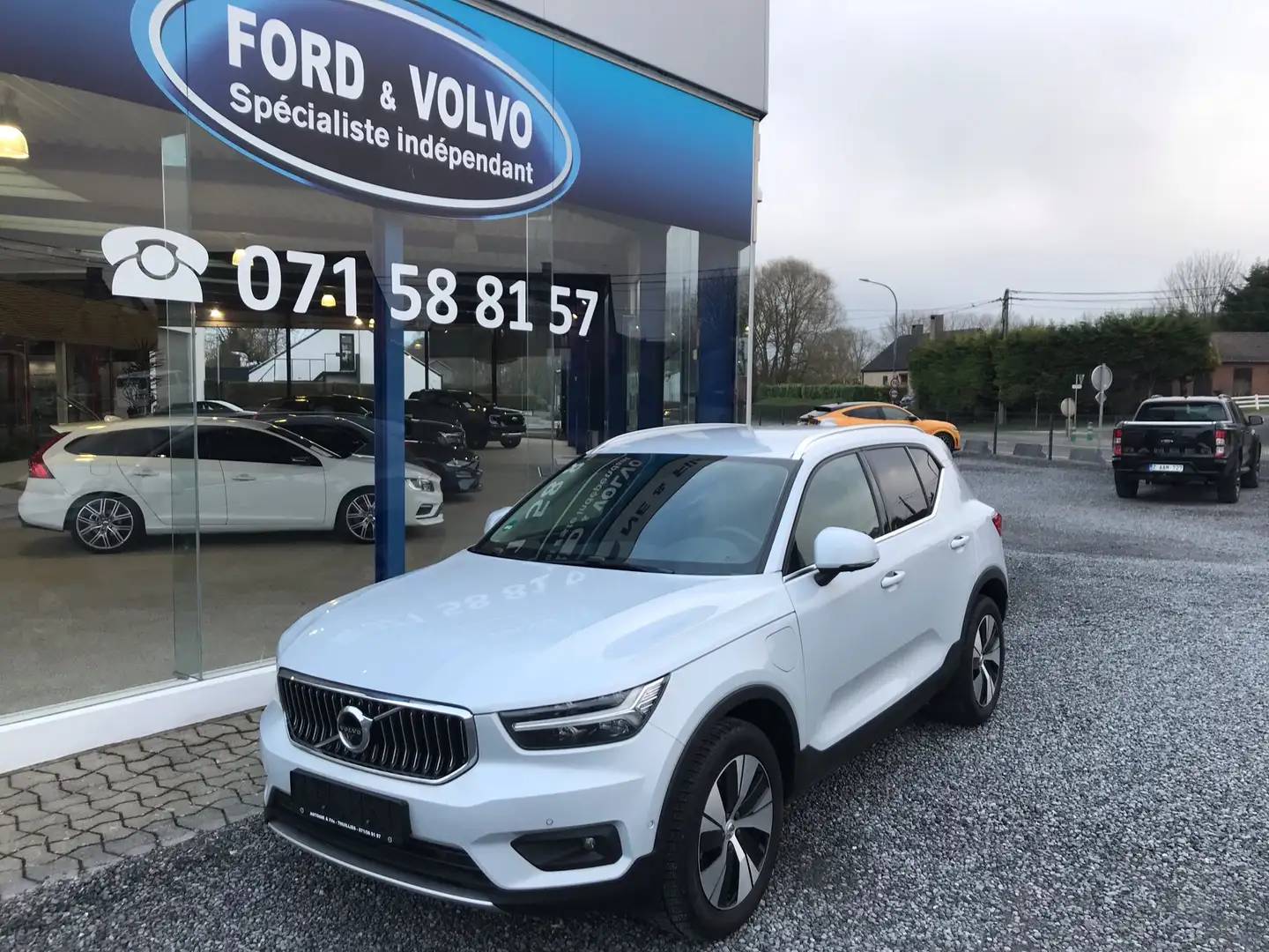 Volvo XC40 1.5 T5 PHEV Inscription GARANTIE 5ANS Gris - 2