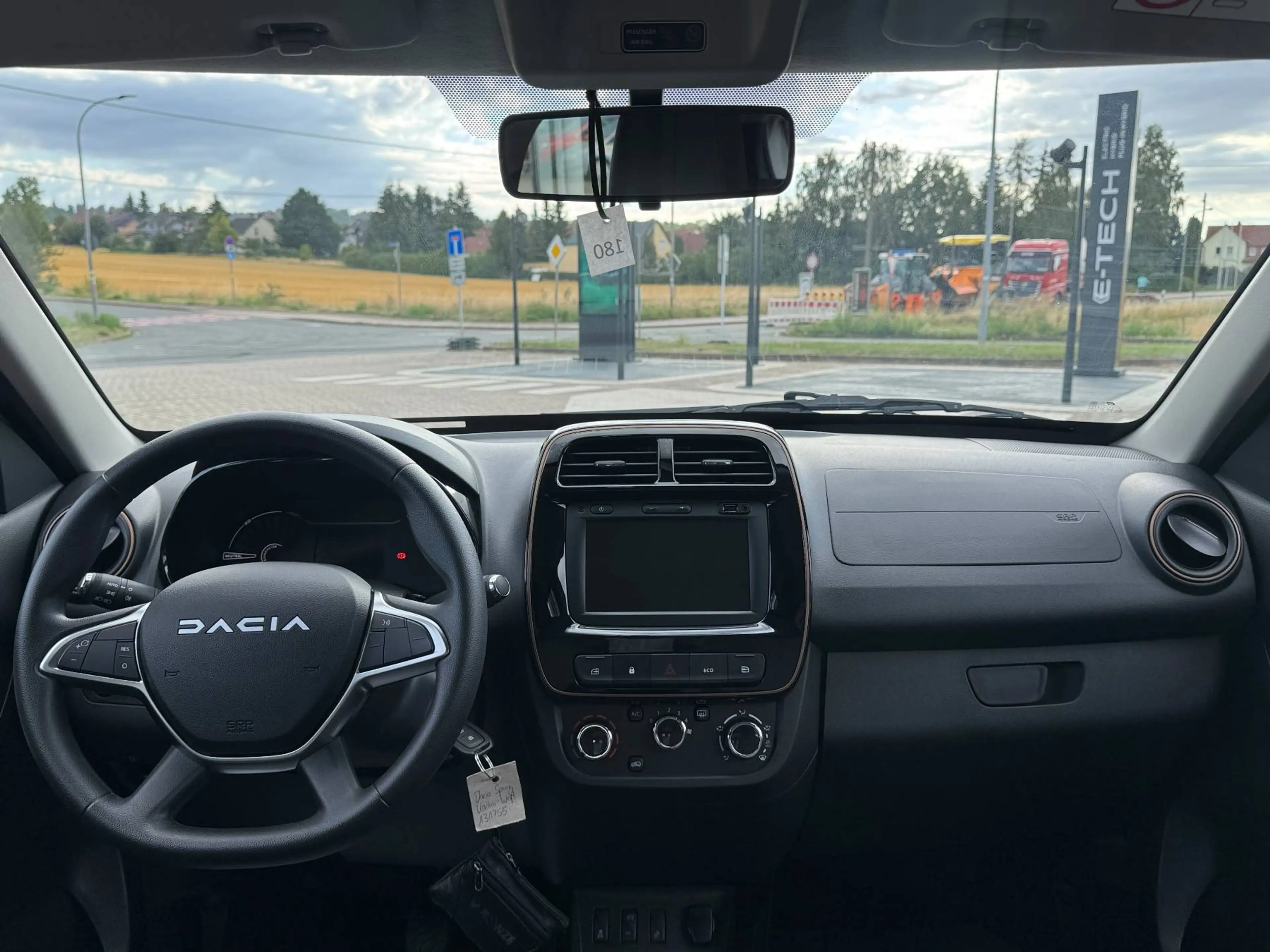 Dacia Spring Extreme ELECTRIC 65 *CCS/RFK/EPH* — photo 10