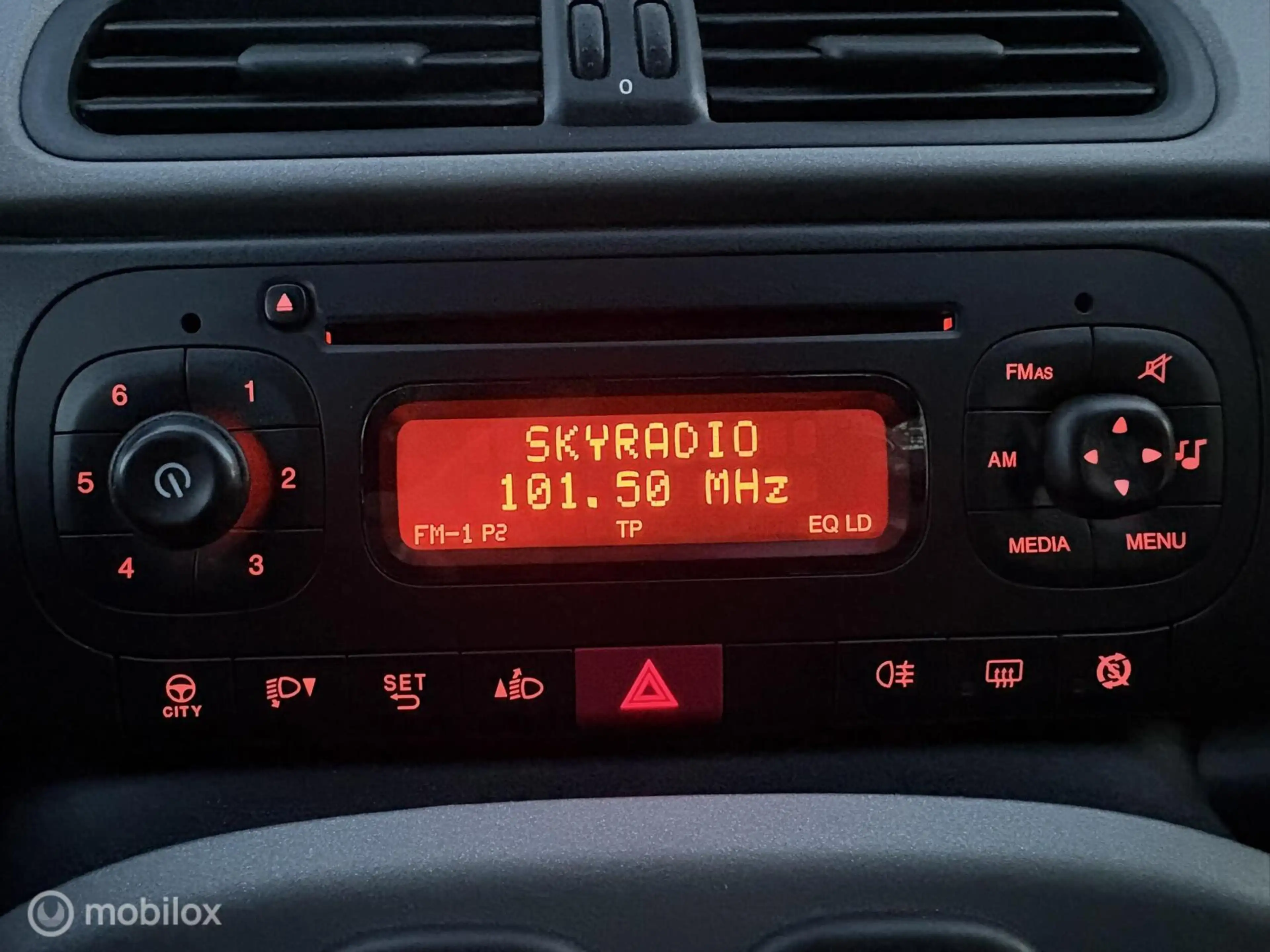 Fiat Panda 0.9 TwinAir Edizione Cool*AIRCO*NEDERLANDS* — photo 9