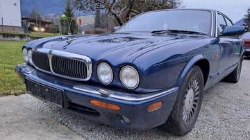V8 Serie X308
