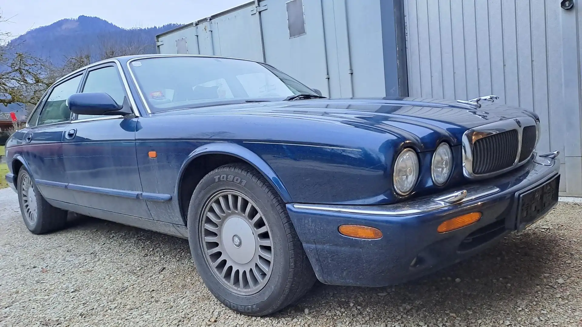 Jaguar XJ8 3.2 Executive V8 X308 - Steuerketten neu - Pickerl 10/2027 Blau - 2