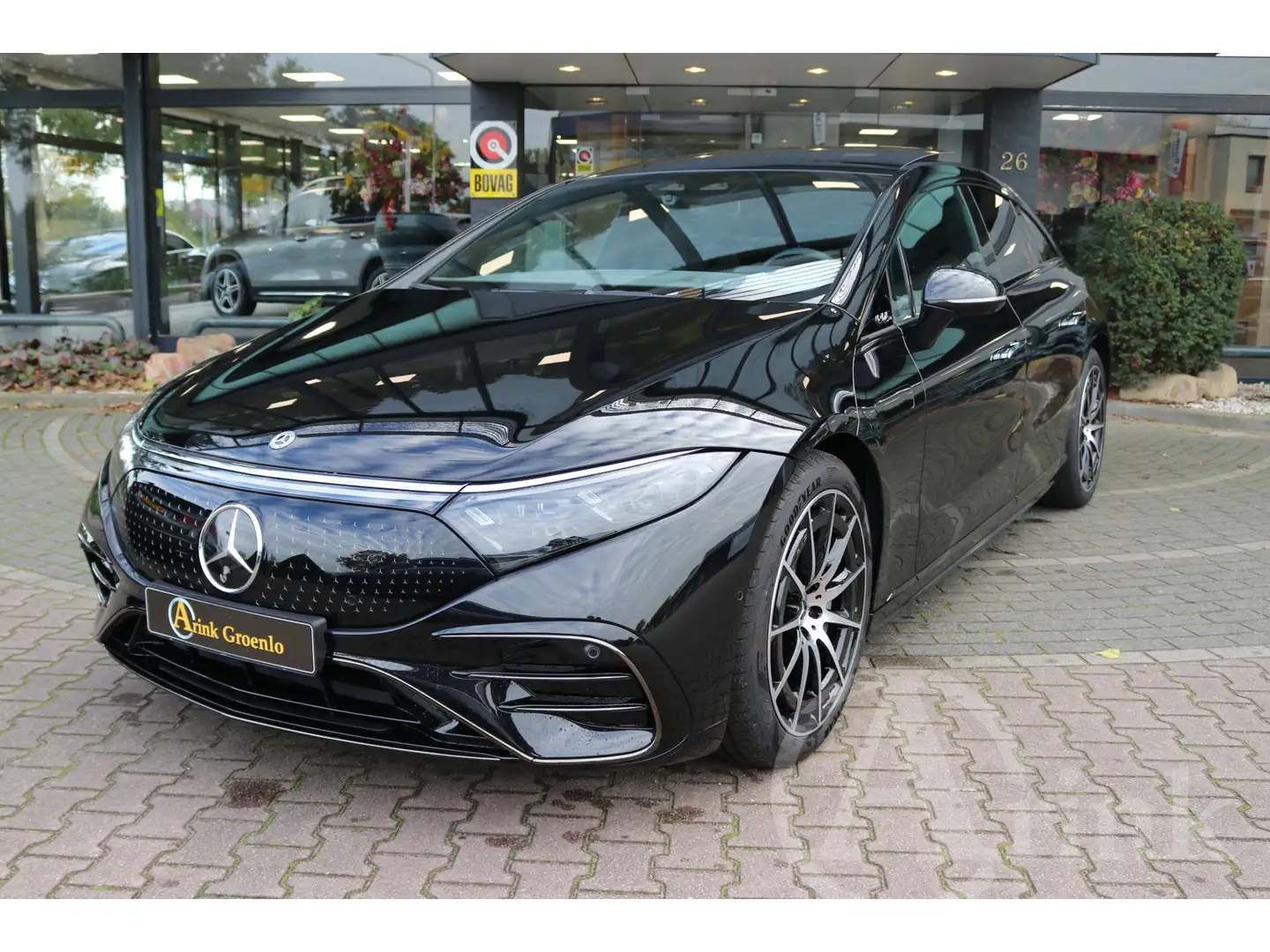 Mercedes-Benz EQS 350 AMG Line Rijassistentiepakket Panoramadak Burm Zwart - 2