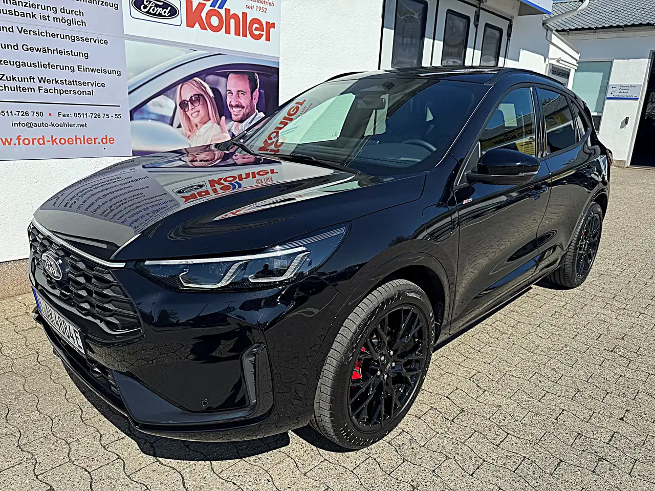 Ford Kuga Plug-in-Hybrid ST-Line X Black Package mit AHK