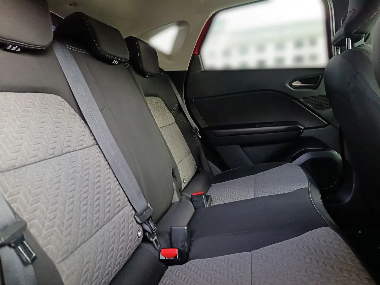 Renault Captur Limited TCe 90 23