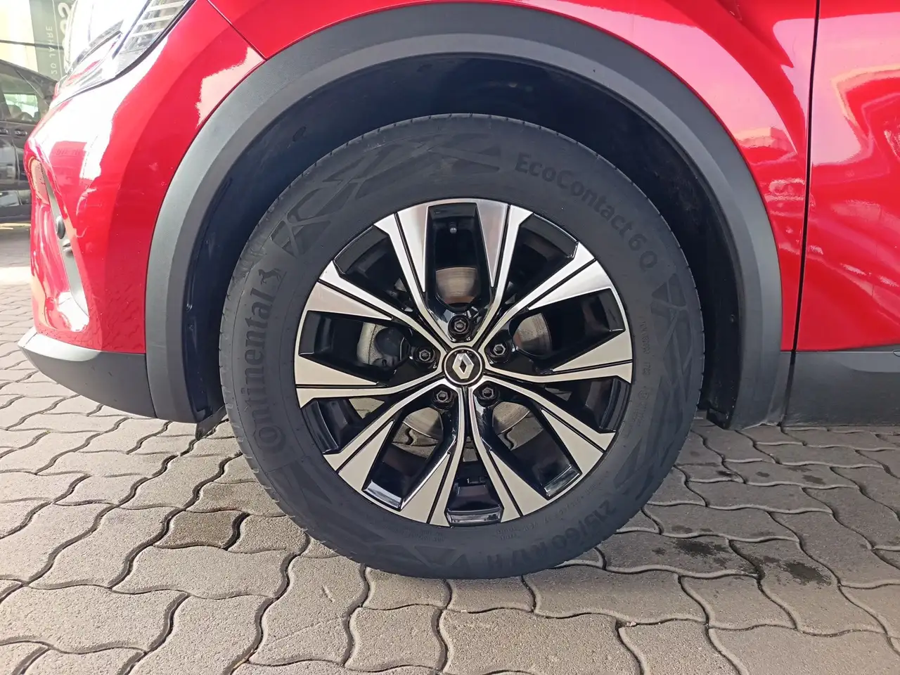 Renault Captur Limited TCe 90 12