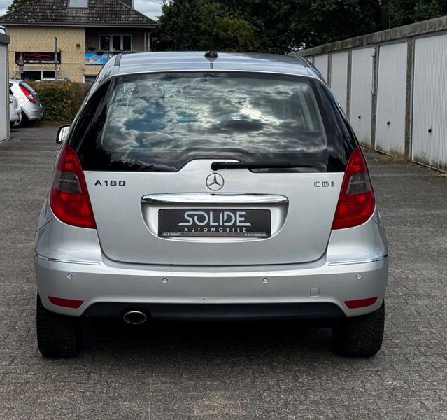 Mercedes-Benz A 180 A-Klasse A 180 CDI Avantgarde — photo 7