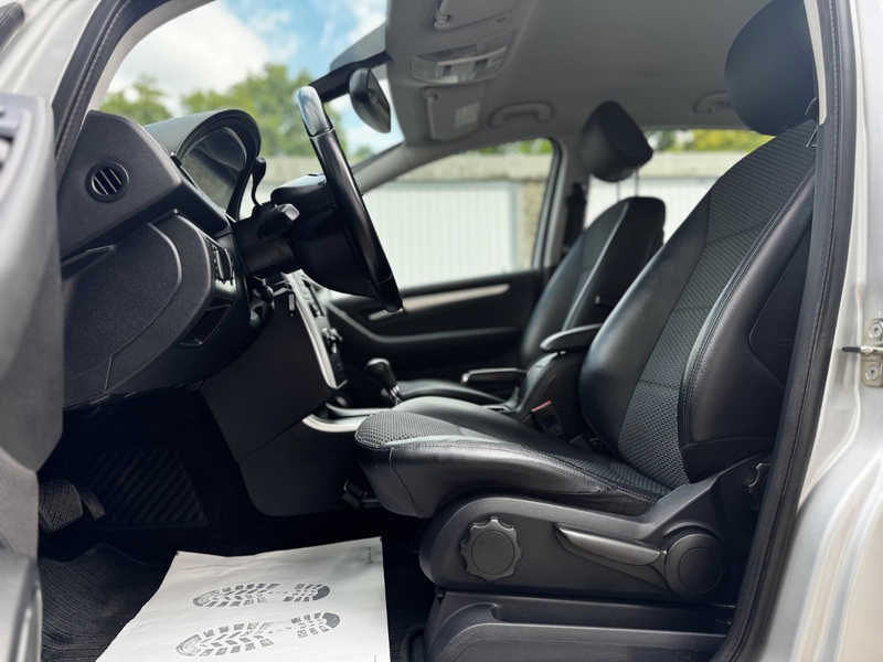 Mercedes-Benz A 180 A-Klasse A 180 CDI Avantgarde — photo 9