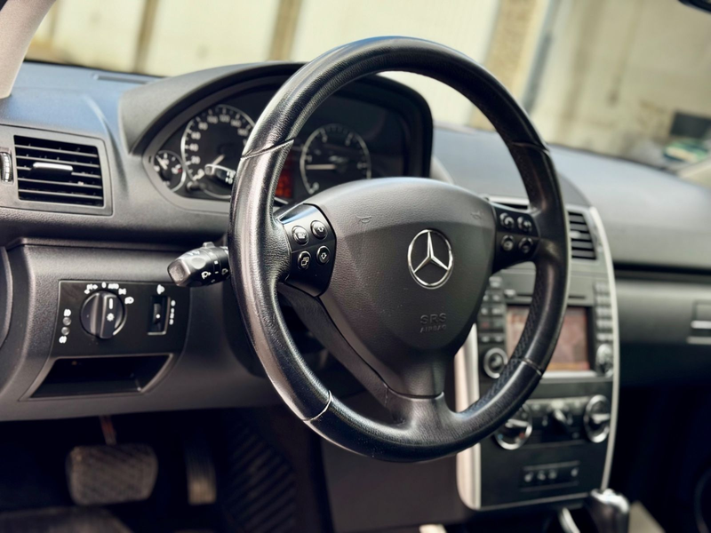 Mercedes-Benz A 180 A-Klasse A 180 CDI Avantgarde — photo 10