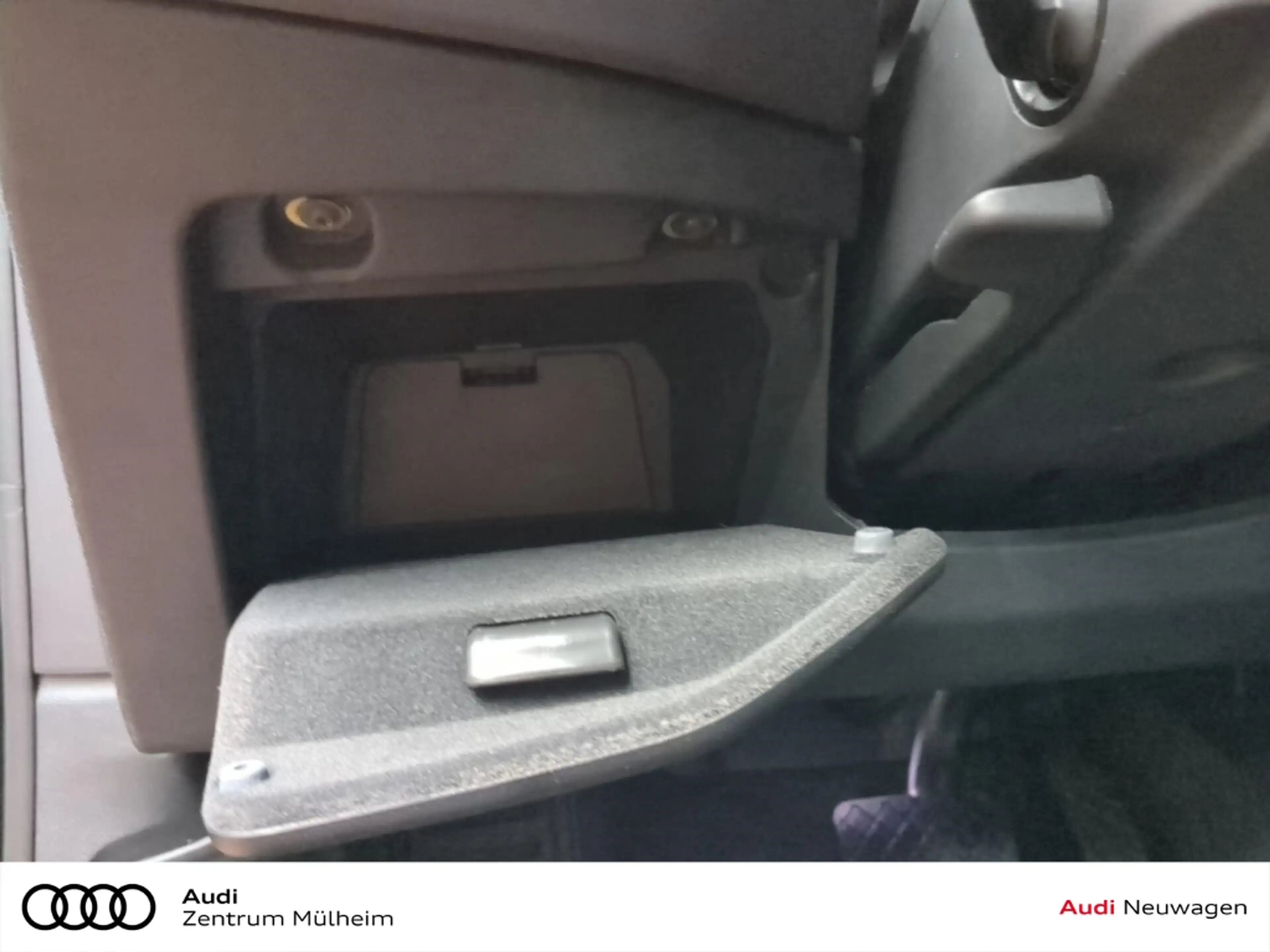 Audi A6 Avant TDI 150 KW Matrix LED virtual Leder Tech — photo 15