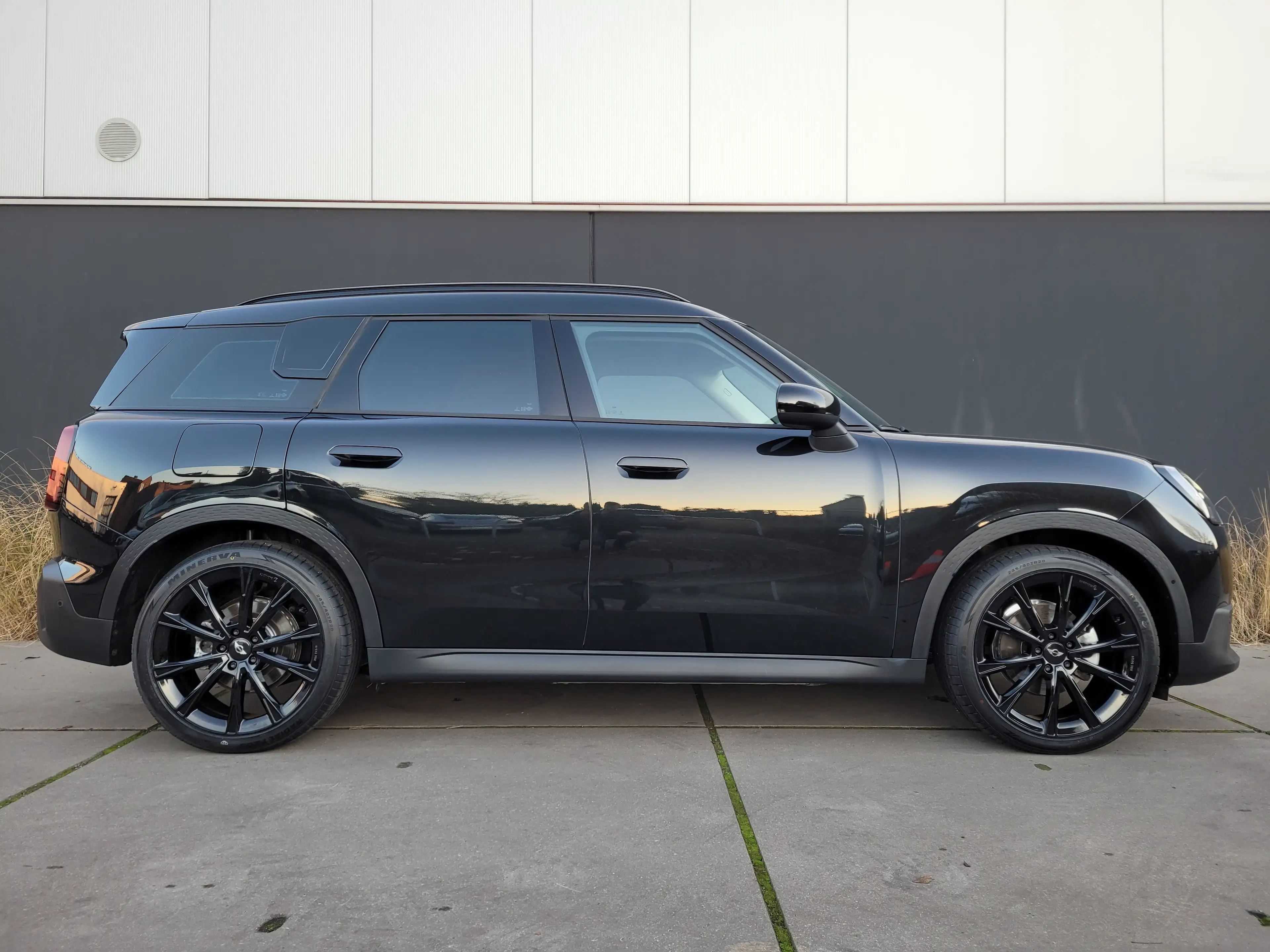 MINI Countryman E *FULL LED*APPLE CARPLAY*DAB*CAMERA*EL.KOFFER*PDC* — photo 2