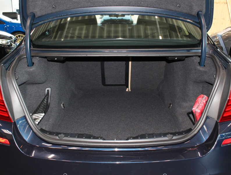 BMW 535 d M- Sport Paket*2.Hand*GSD* Navi*Bi-Xenon — photo 7