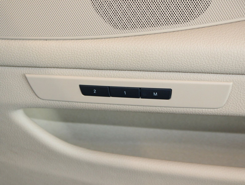 BMW 535 d M- Sport Paket*2.Hand*GSD* Navi*Bi-Xenon — photo 10