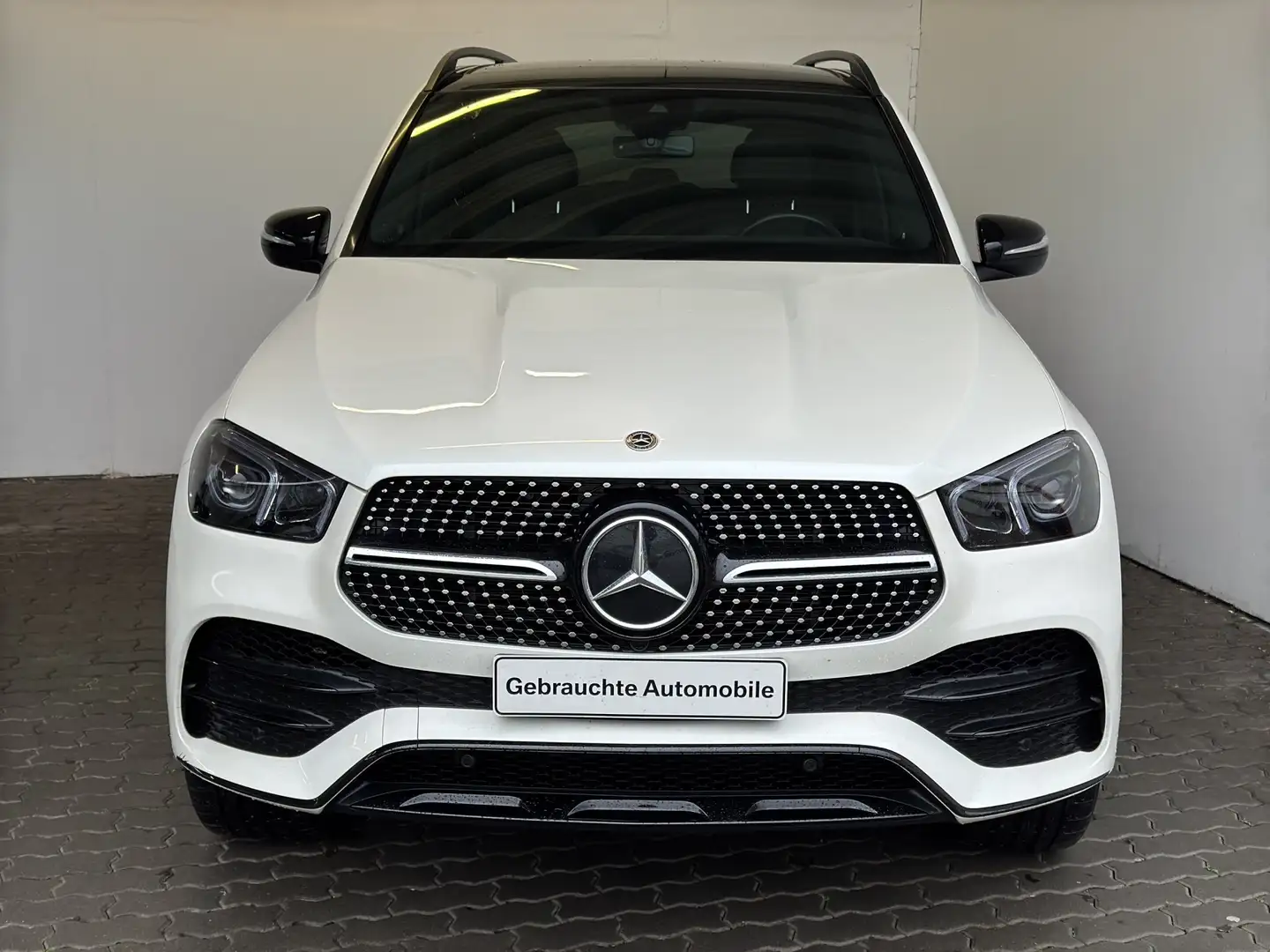 Mercedes-Benz GLE 580 4Matic 9G-tronic AMG Line Navi.AHK. Weiß - 1