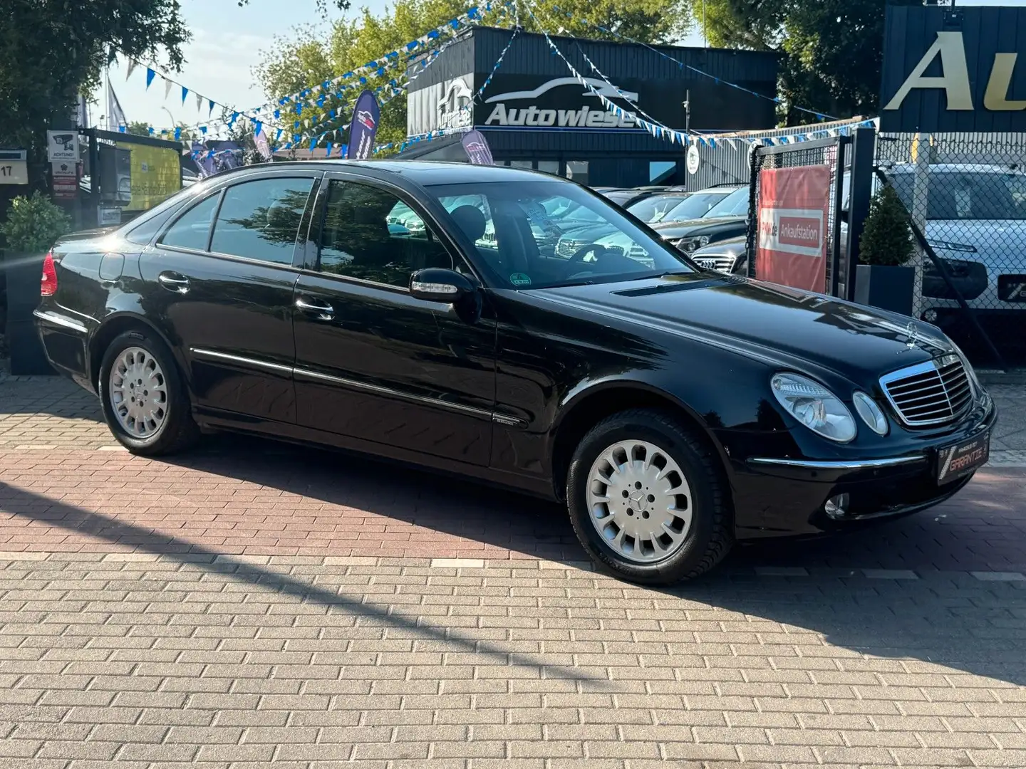 Mercedes-Benz E 200 E200 CDI Lim*Aut.*Klima*Schiebed.*Temp.*TÜV NEU Negro - 1