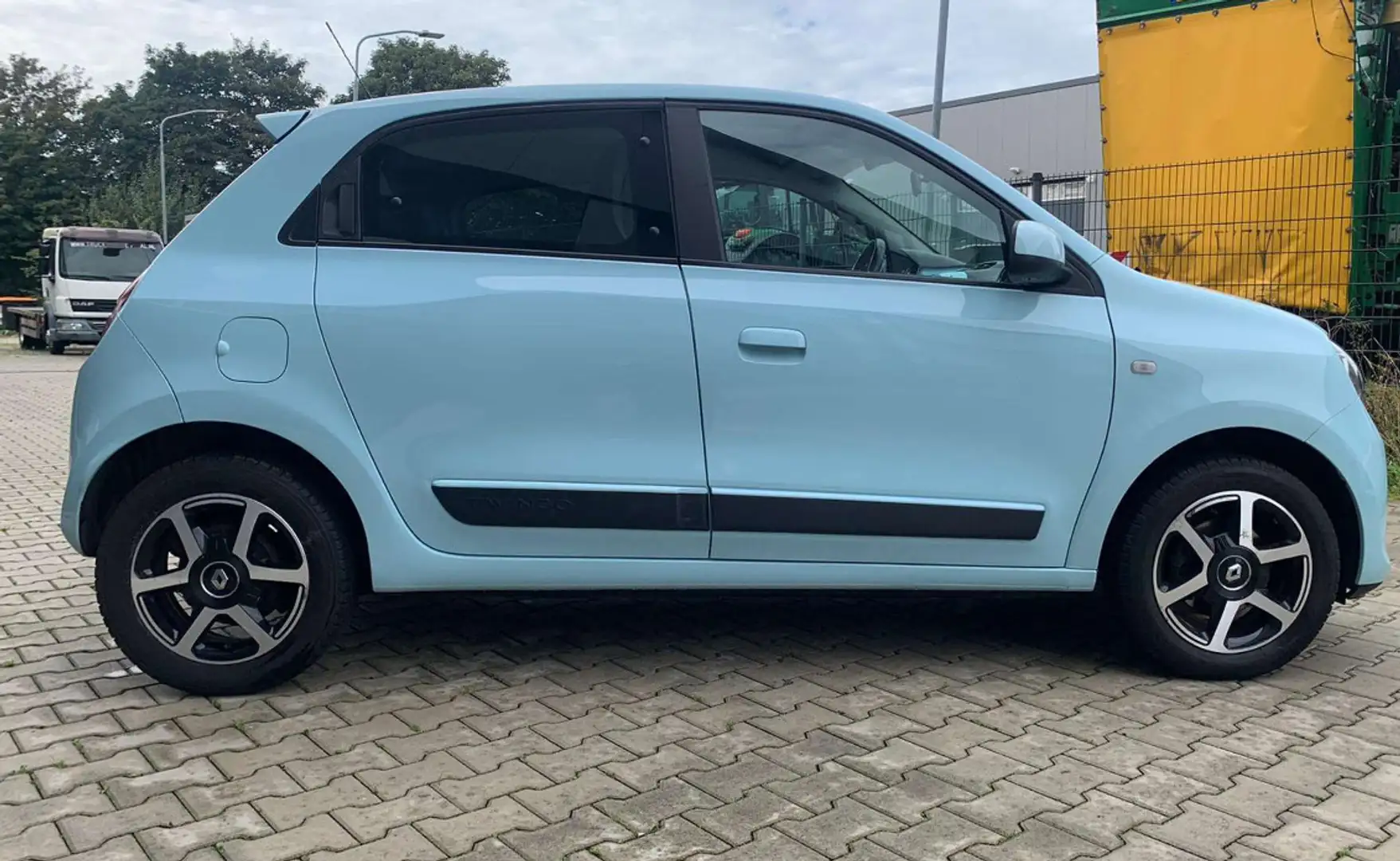 Renault Twingo 1.0i SCe Zen S&S - 2
