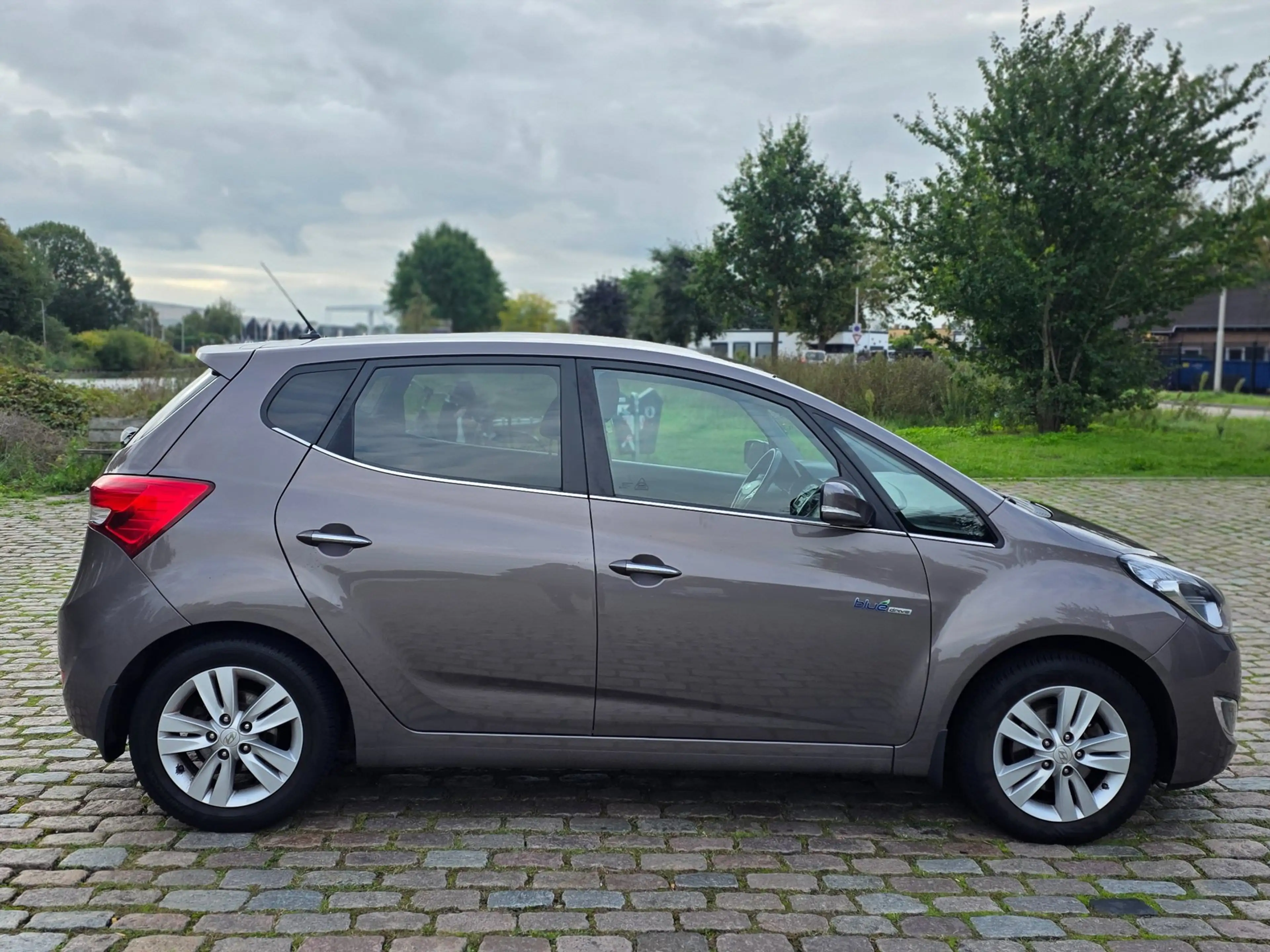 Hyundai iX20 1.4i i-Vision start stop airco elektrische ramen c — photo 8