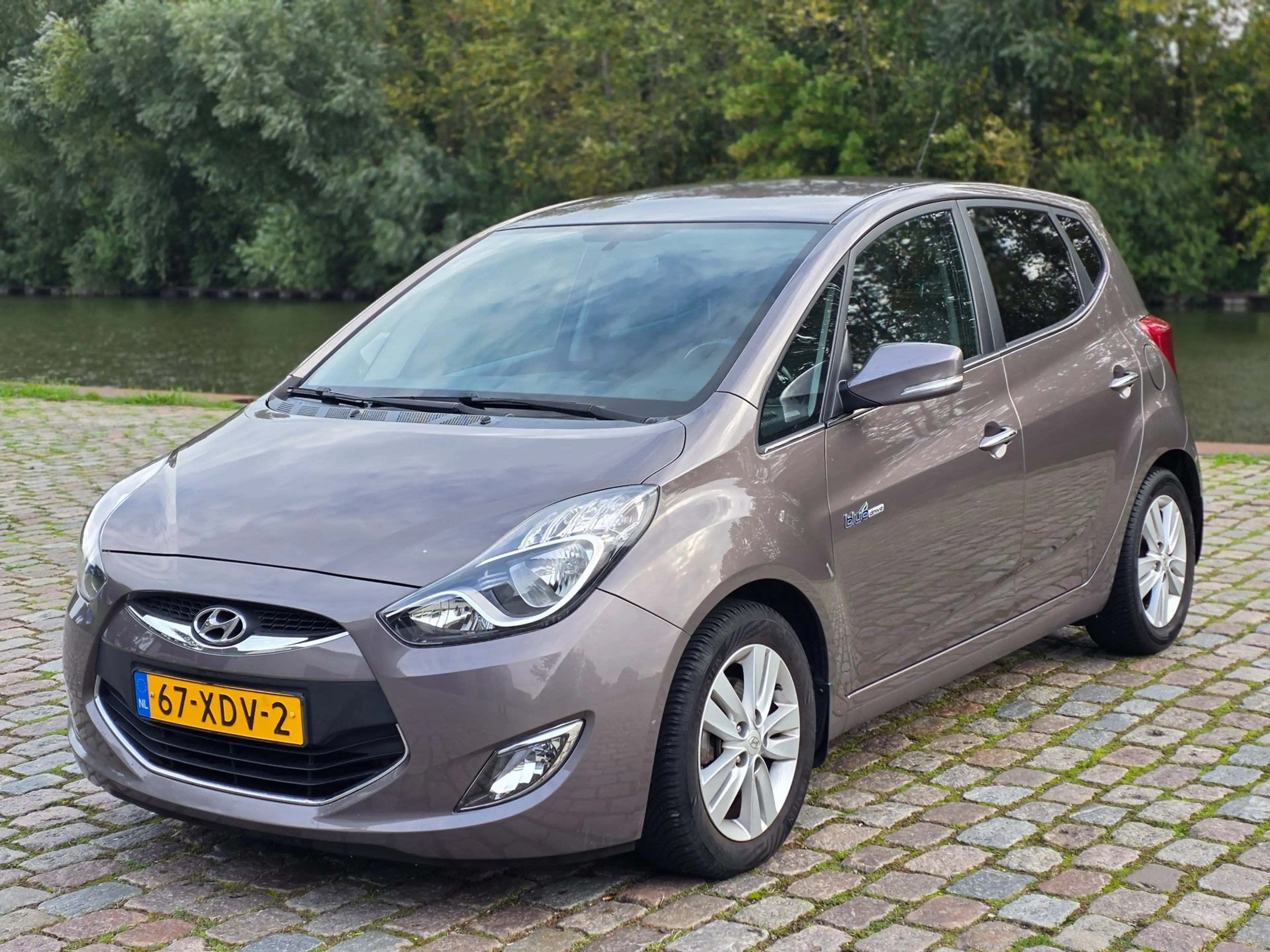 Hyundai iX20 1.4i i-Vision start stop airco elektrische ramen c — photo 2