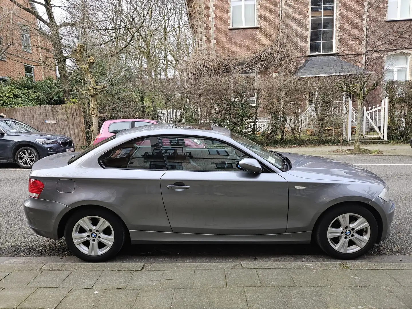 BMW 120 120 d Silver - 1