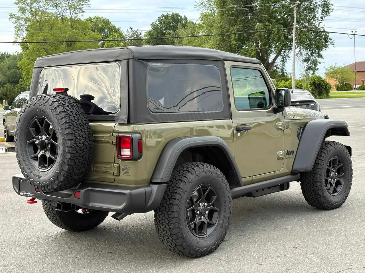 Jeep Wrangler снимка Jeep Wrangler