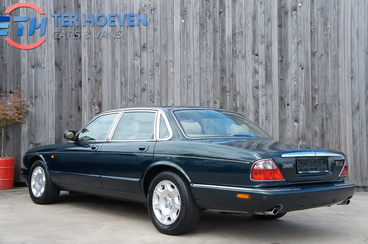Jaguar XJ Executive Sovereign 3.2 V8 Navi Klima 174KW, foto 2