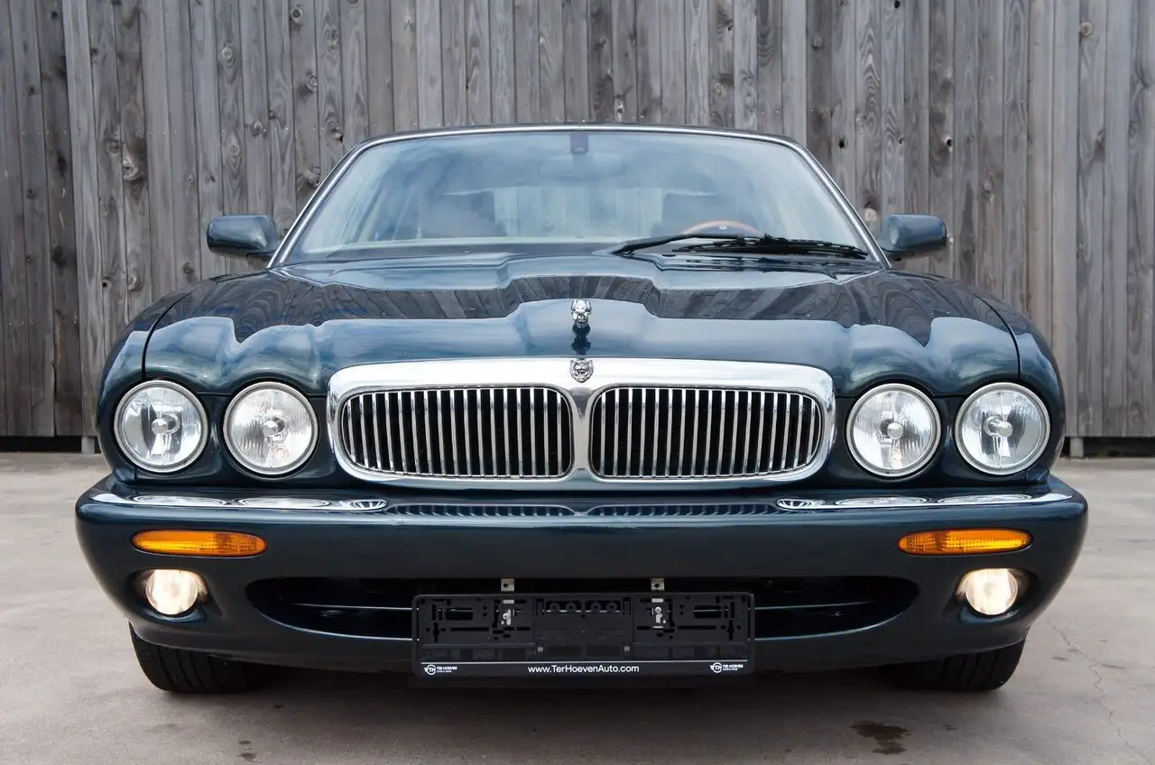 Jaguar XJ Executive Sovereign 3.2 V8 Navi Klima 174KW, foto 6