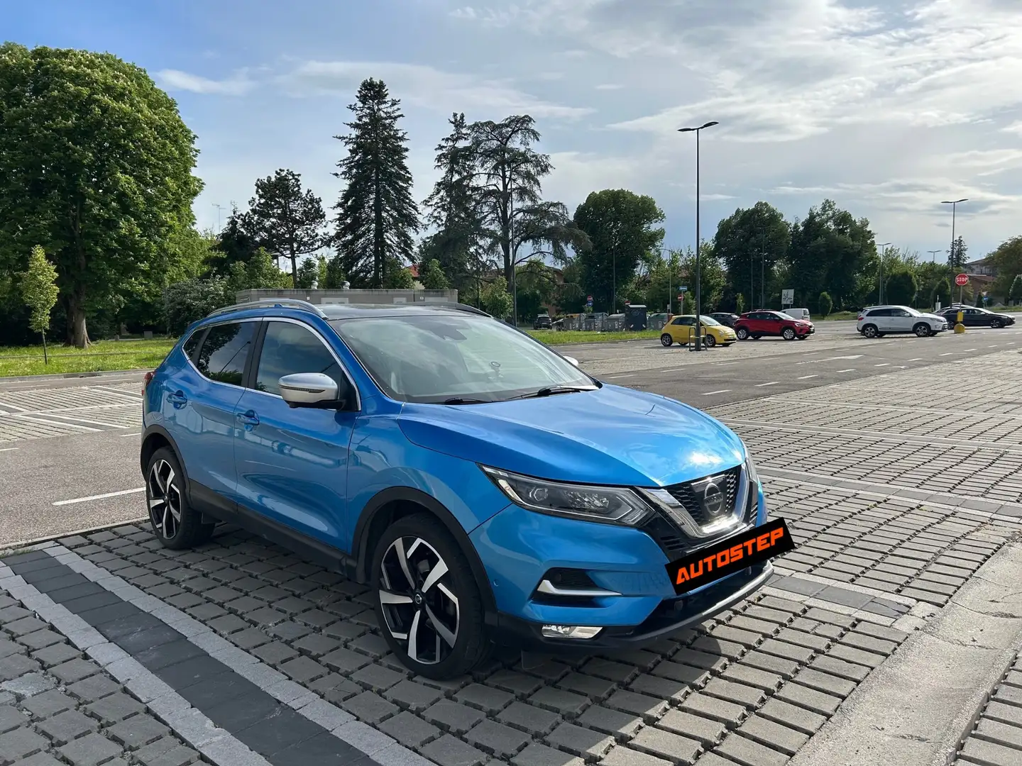 Nissan Qashqai Qashqai 1.6 dci Tekna+ 2wd 130cv xtronic Blauw - 2