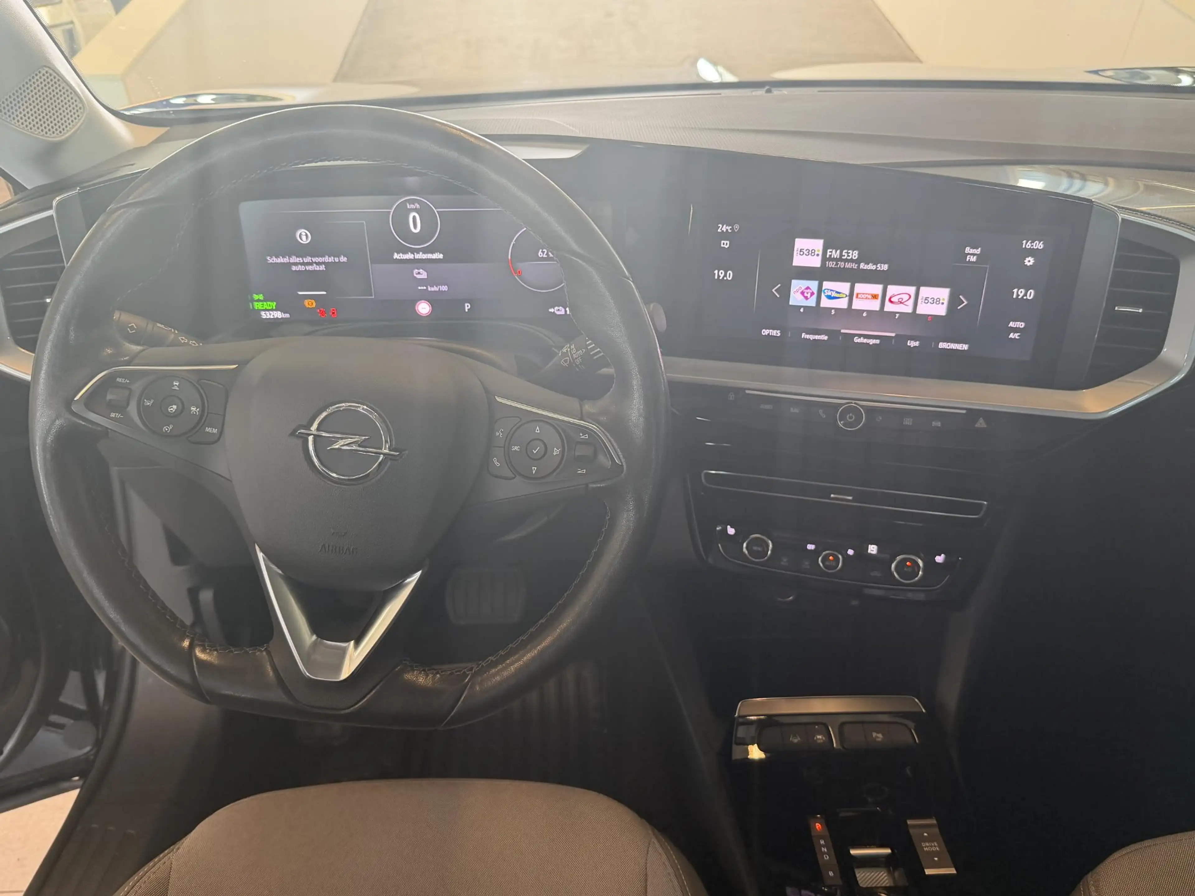 Opel Mokka-E Electric Elegance 3-FASEN 50kWh 136pk | MATRIX LED — photo 12