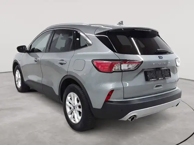 Ford Kuga view 5