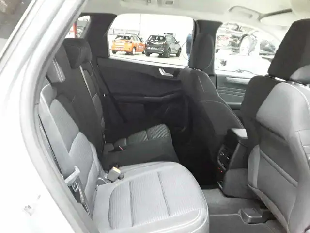 Ford Kuga view 14