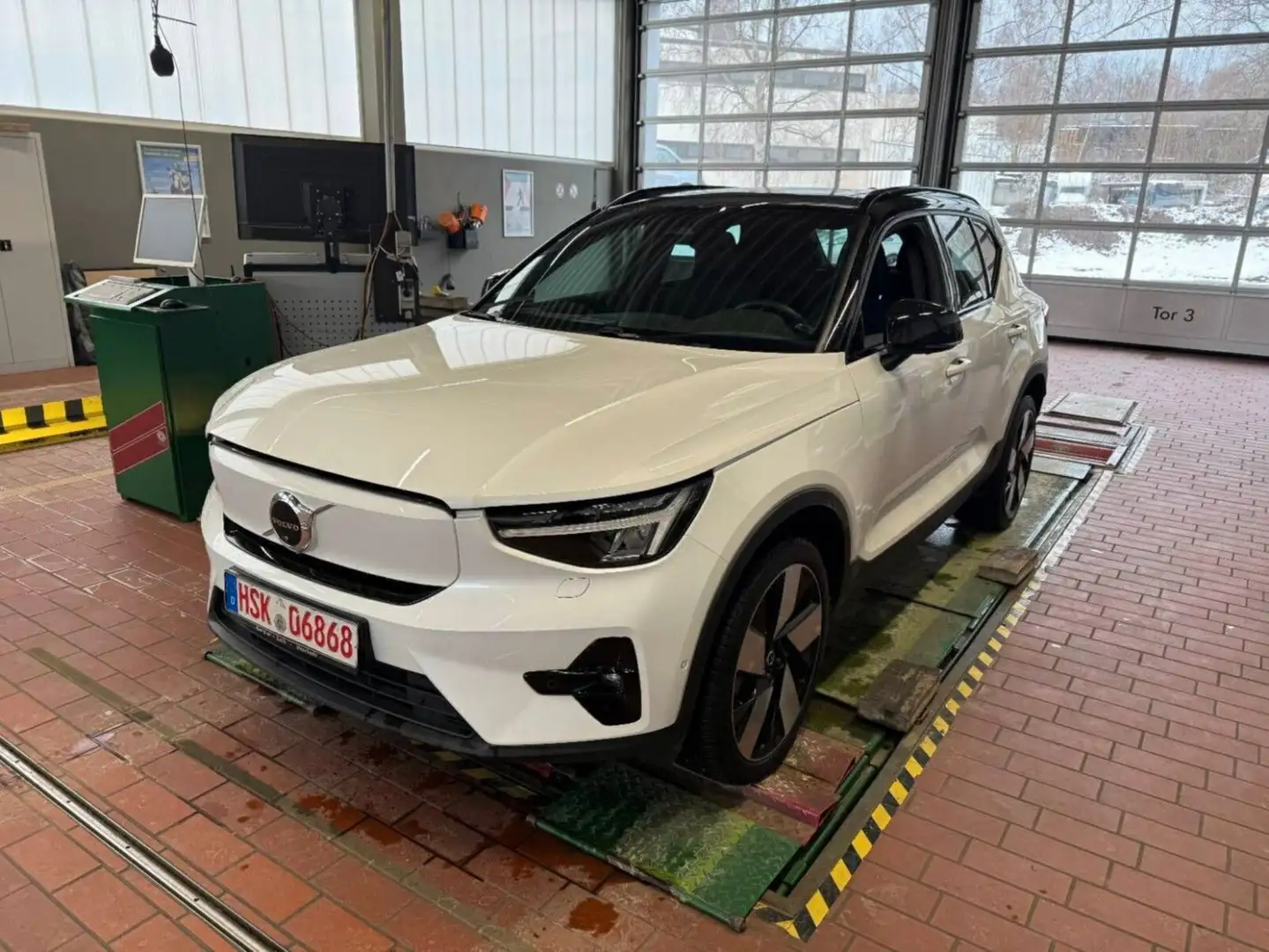 Volvo XC40 Recharge Ultimate TWIN AWD Aut/20"/Microtec Weiß - 1