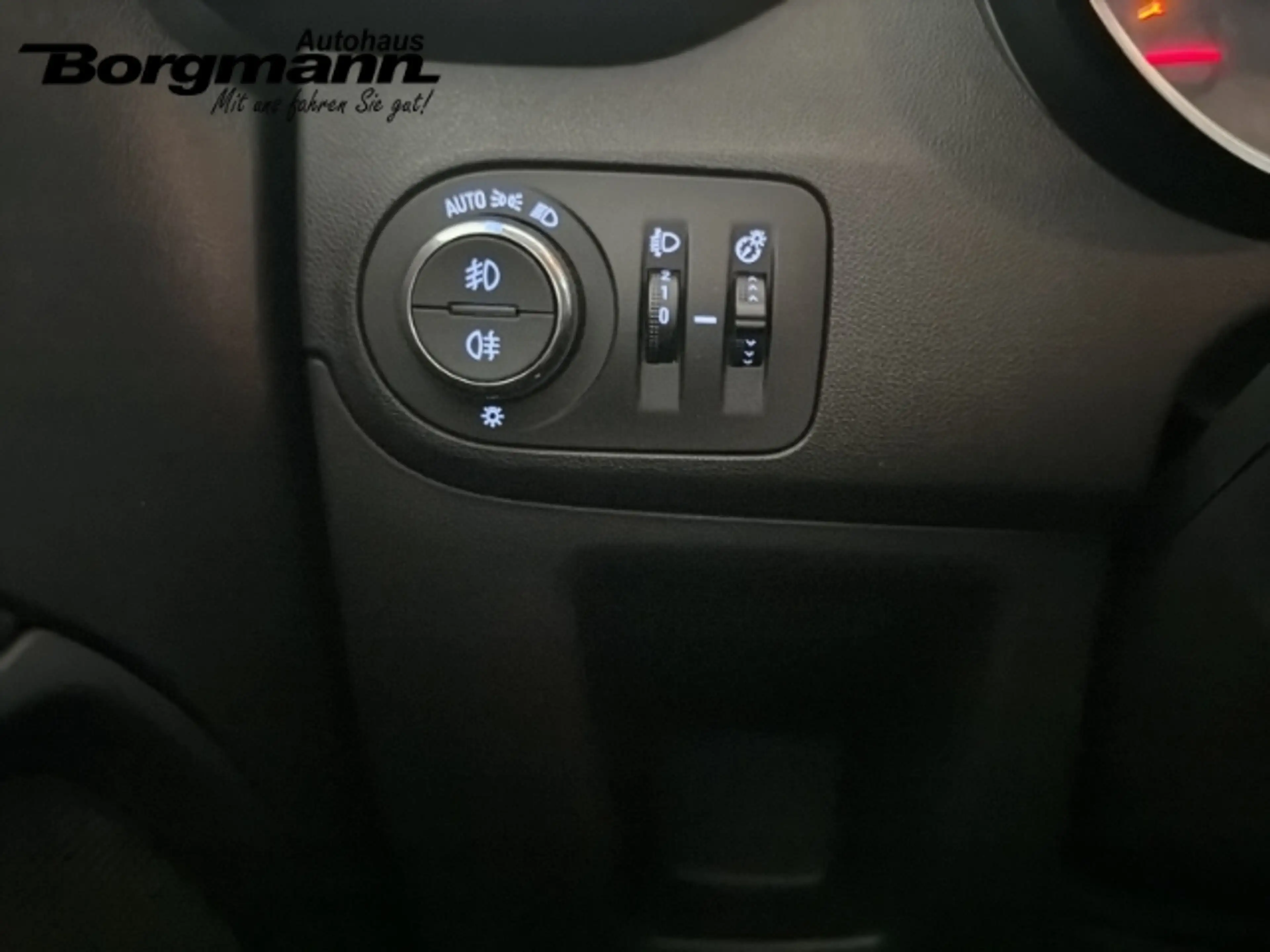 Opel Crossland 1.2 Elegance Kessy - Rückfahrkamera - Navigation — photo 13