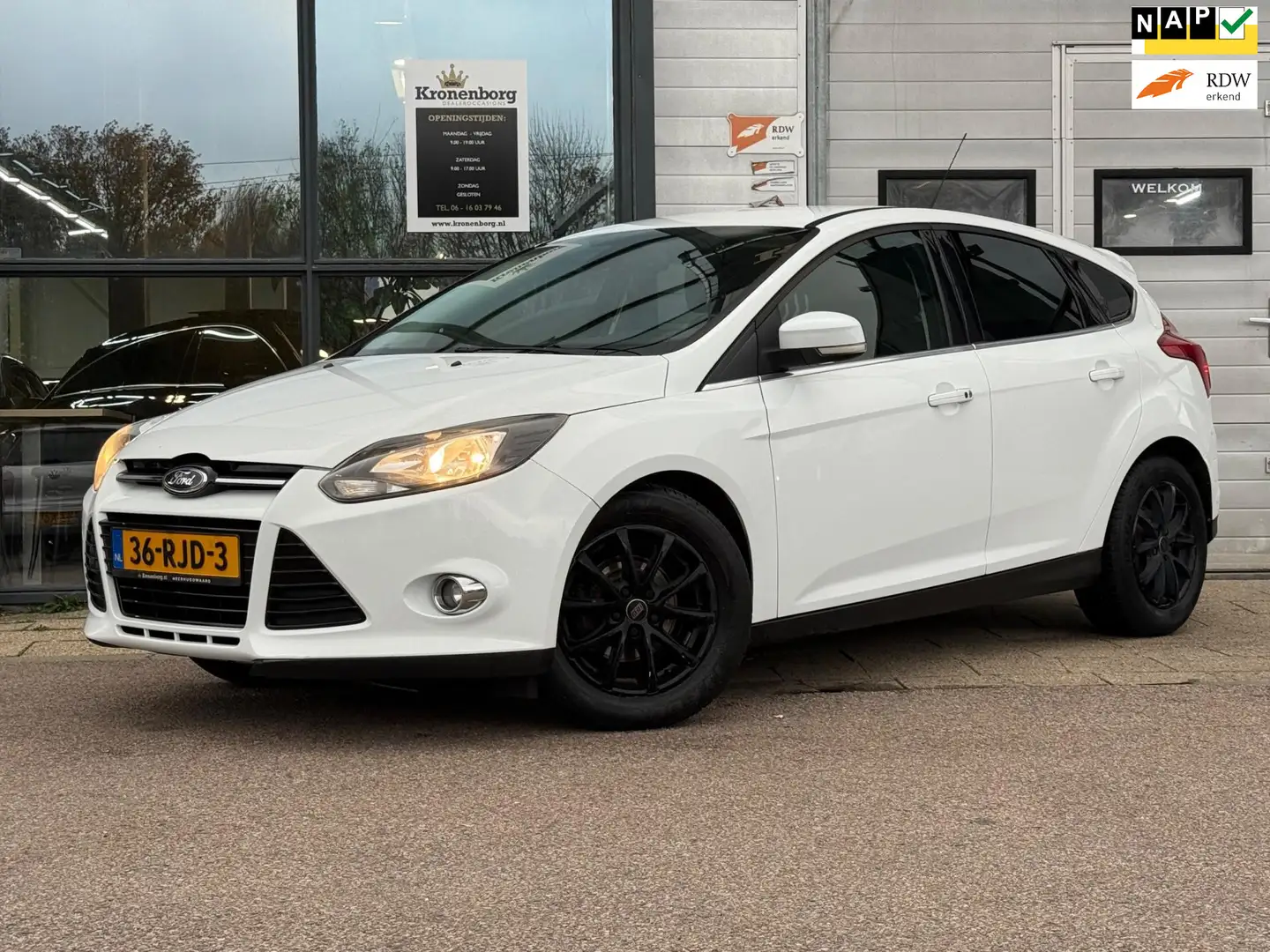 Ford Focus 1.6 TI-VCT Titanium, NAVI, CRUISECR, NAP Wit - 1