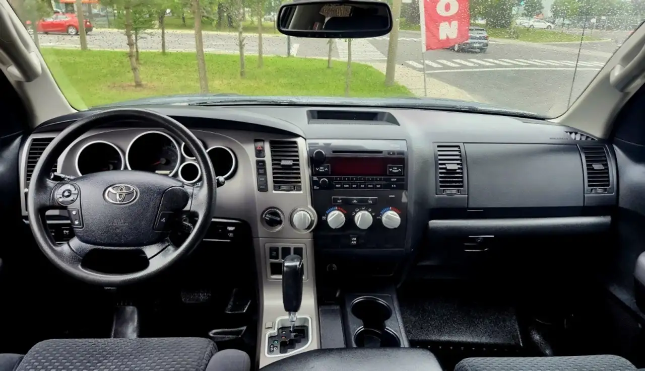 Toyota Tundra photo Toyota Tundra