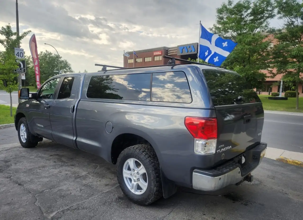 Toyota Tundra photo Toyota Tundra