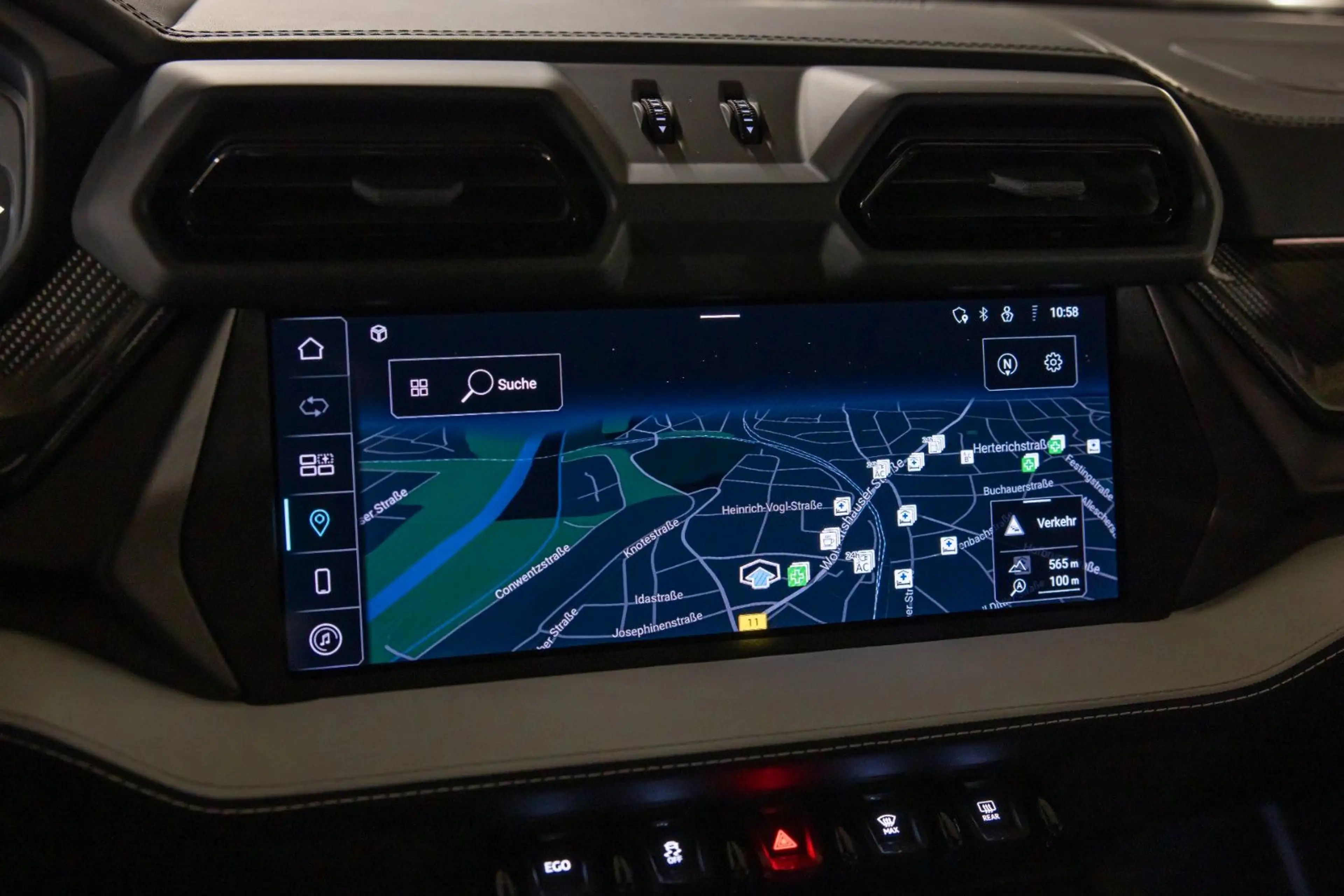 Lamborghini Urus 4.0 V8 SE Pano Carbon Style B&O Massage — photo 15
