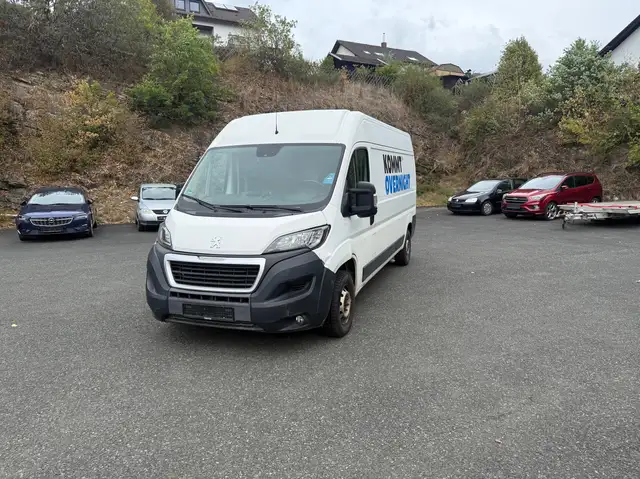 Peugeot Boxer 335 L3H2 Pro Avantage Plus Edition BlueHDi 160 Stop