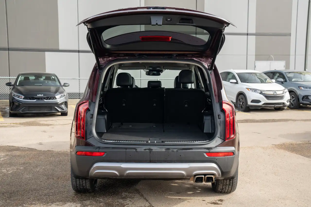 Kia Telluride снимка Kia Telluride