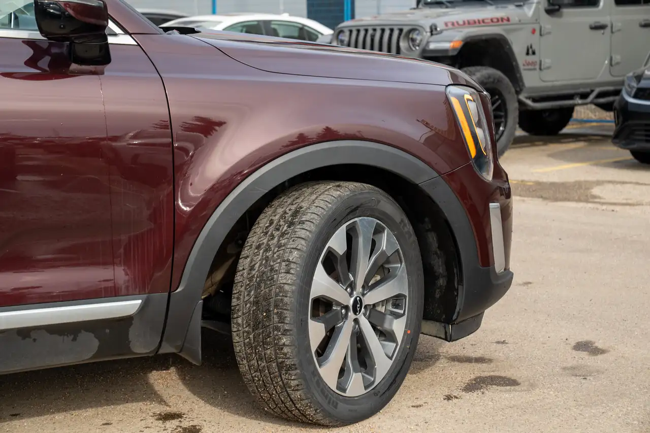 Kia Telluride снимка Kia Telluride