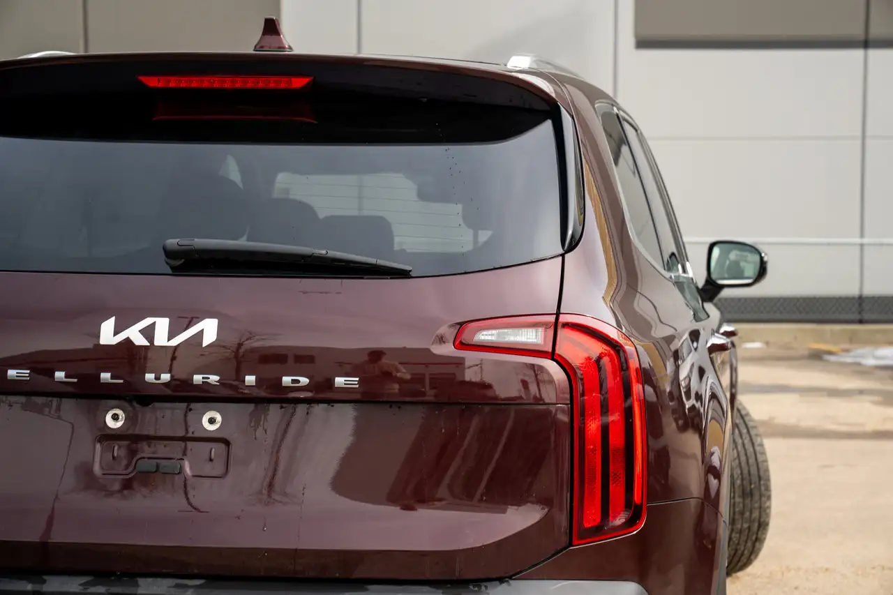 Kia Telluride снимка Kia Telluride