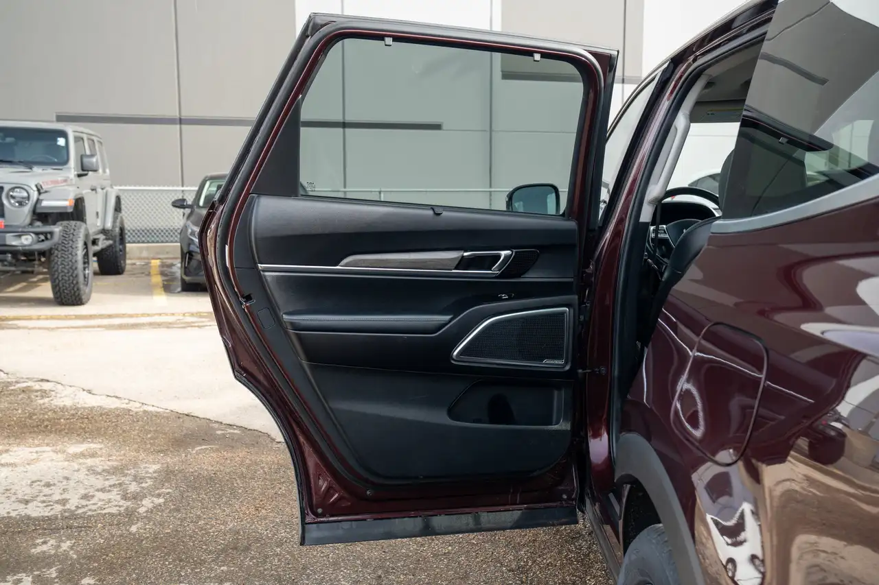 Kia Telluride снимка Kia Telluride