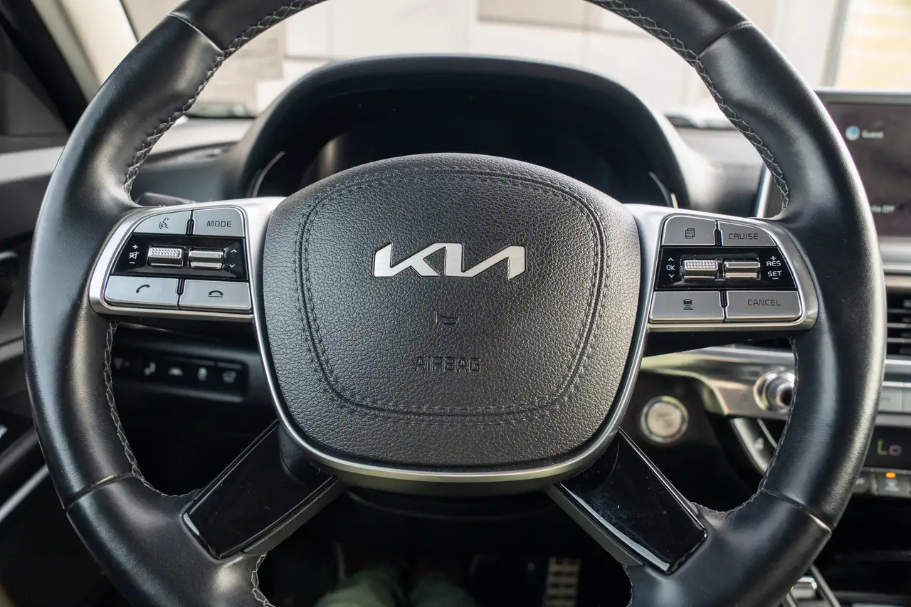 Kia Telluride снимка Kia Telluride